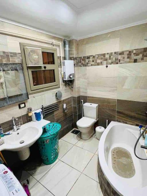 Apartamento Shared Close To Airport Garden View مشترك بالقرب من المطار مطل على حديقة Cairo